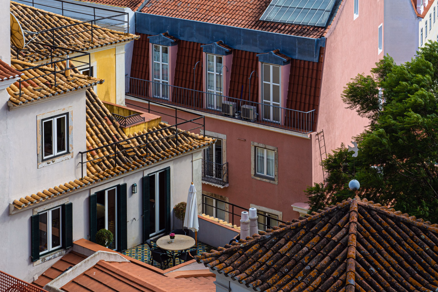 8 dienų pažintinė kelionė lėktuvu į Portugaliją