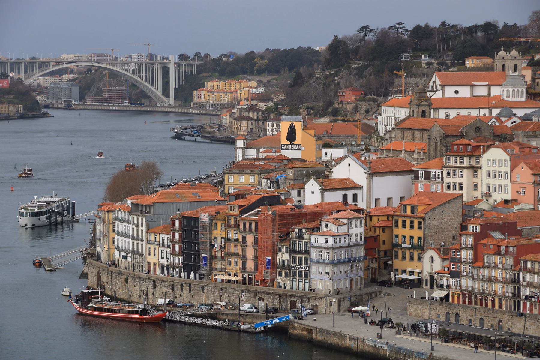 8 dienų pažintinė kelionė lėktuvu į Portugaliją