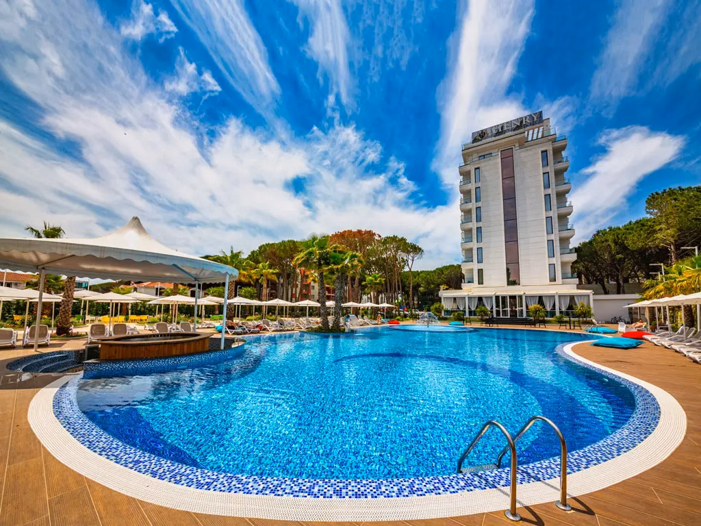 Henry Resort