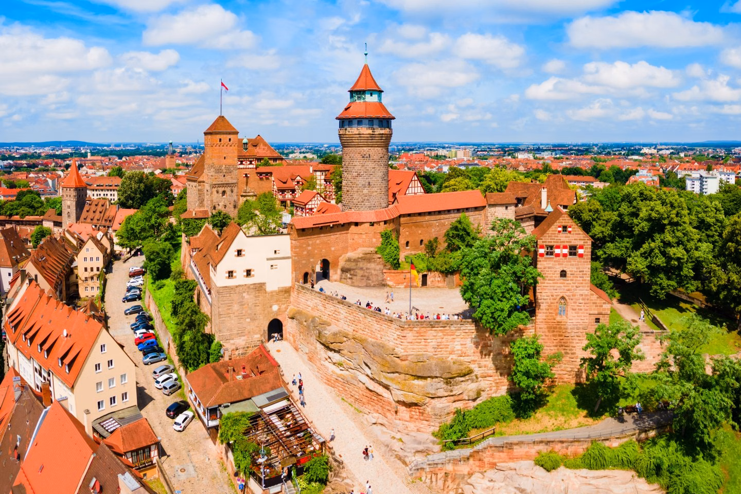 Kalėdinės Bavarijos mugės, kalnai ir pilys