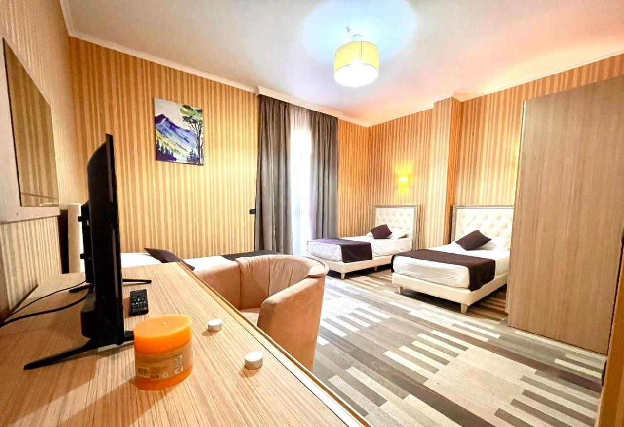 AMH Hotel Durres - Kelionė į Duresį