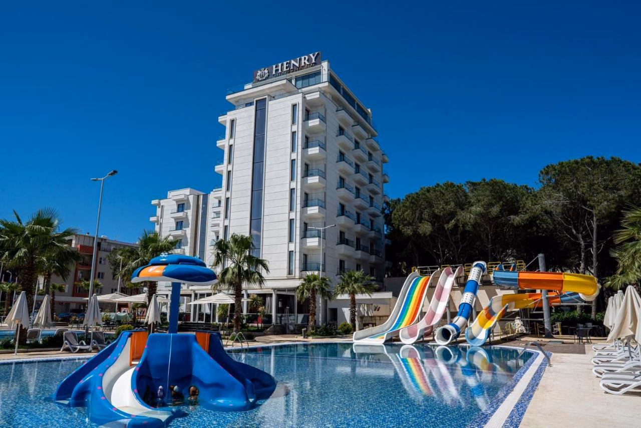 Henry Resort