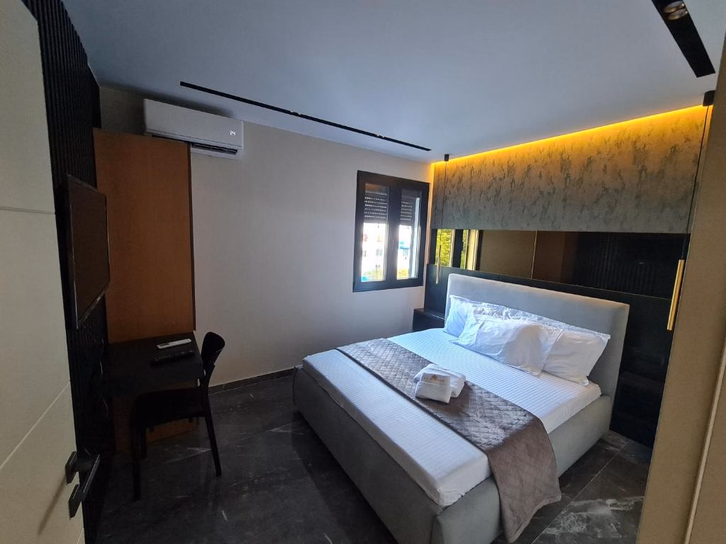 La Mirage Suites & Apartments