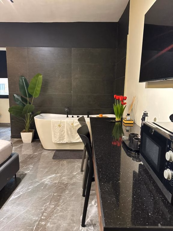 La Mirage Suites & Apartments