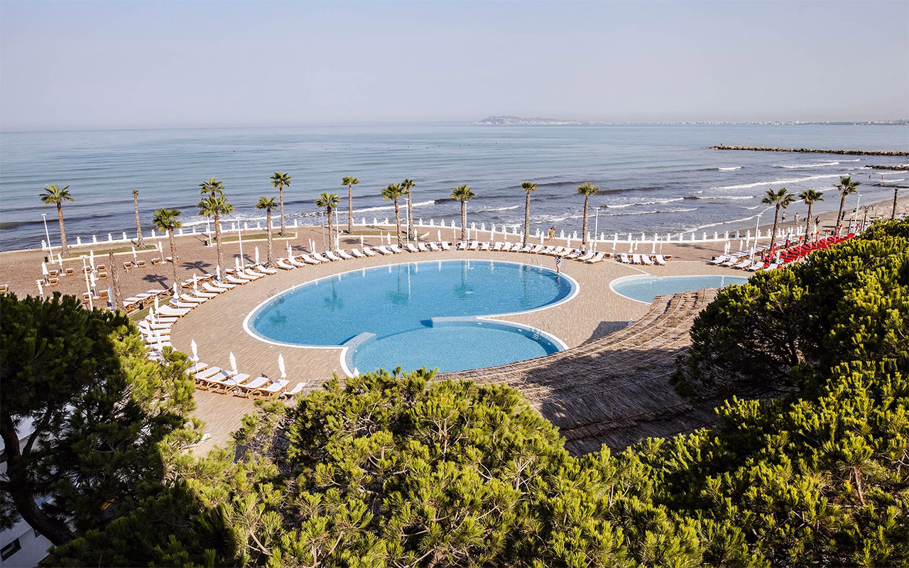 Prestige Resort