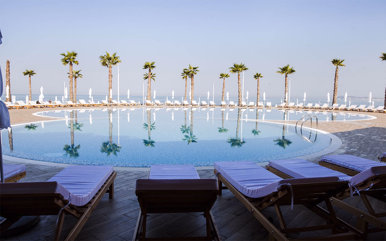 Prestige Resort