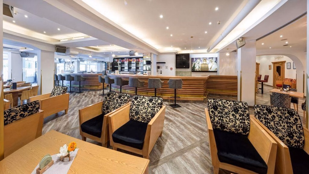 Sport & Spa Hotel Strass