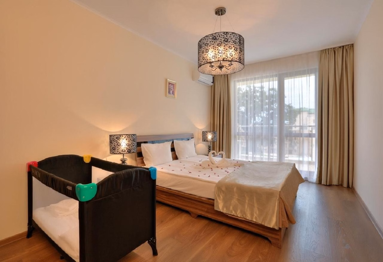 Golden Line Aparthotel