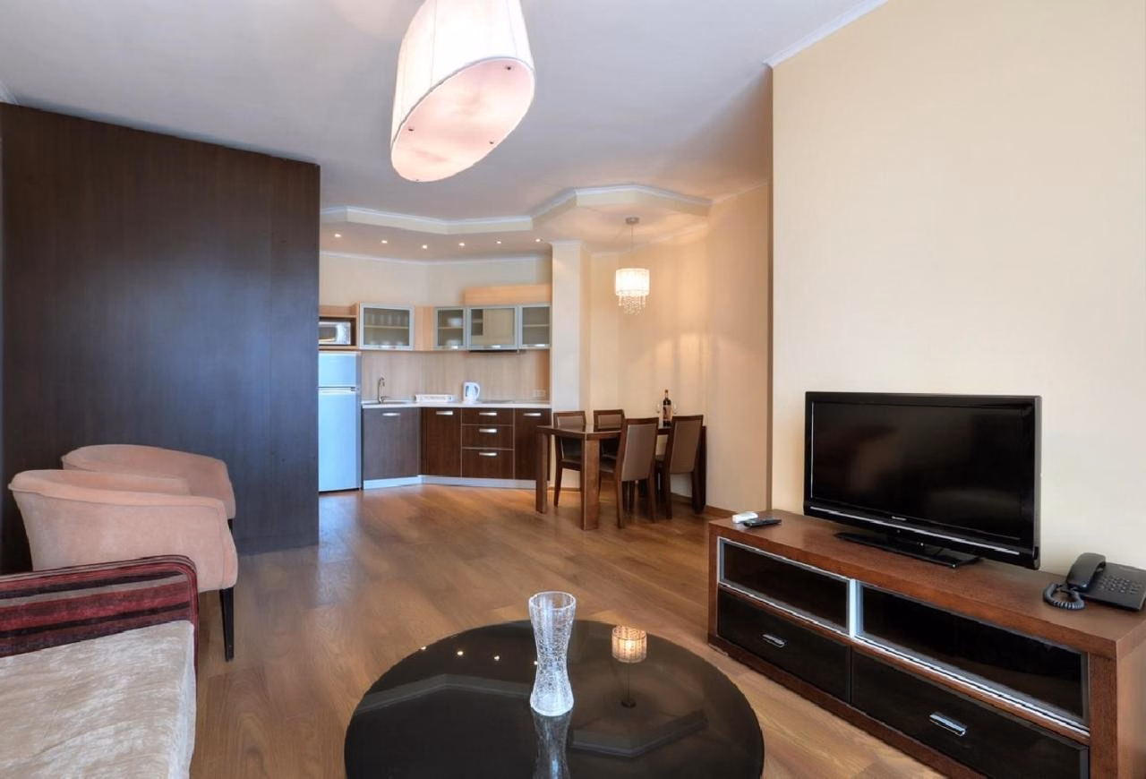 Golden Line Aparthotel