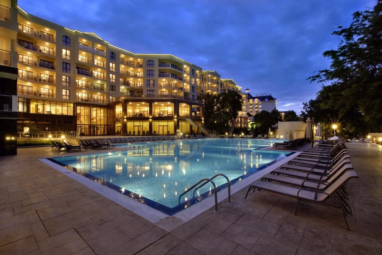 Golden Line Aparthotel
