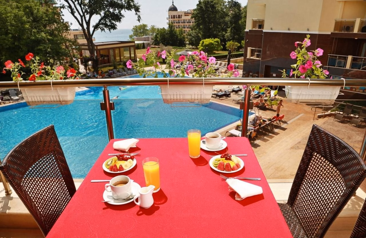 Golden Line Aparthotel