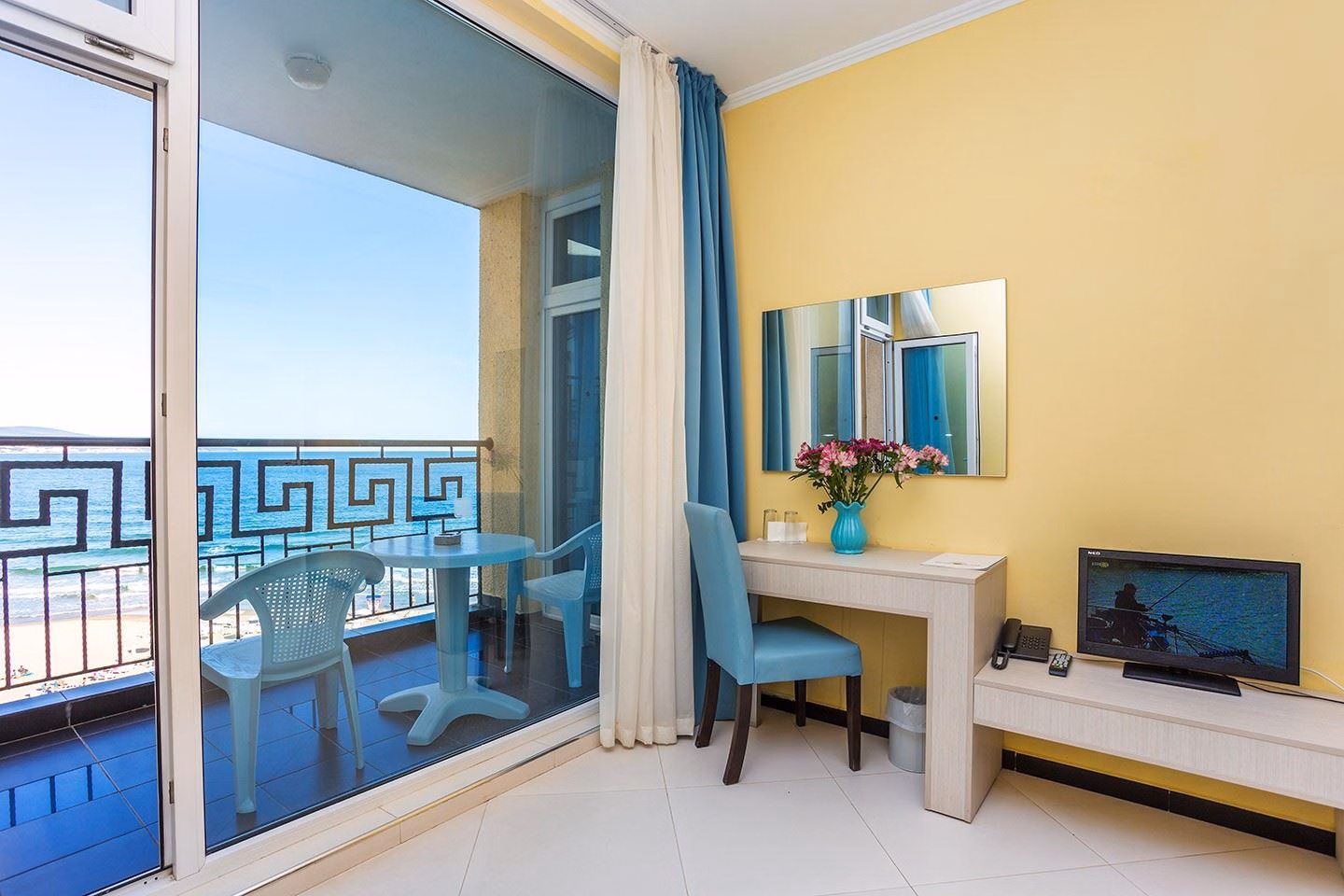 Blue Pearl Hotel