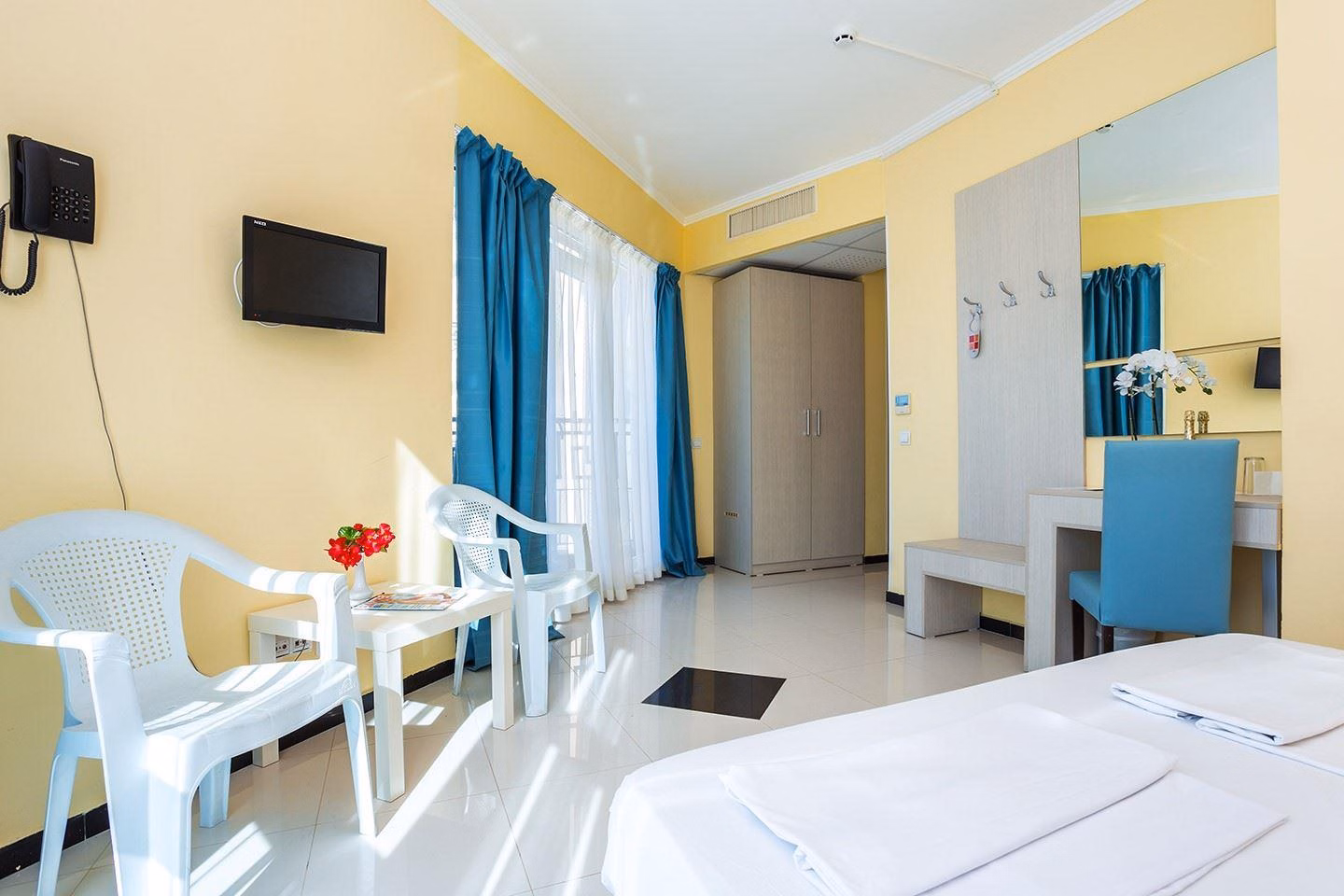 Blue Pearl Hotel