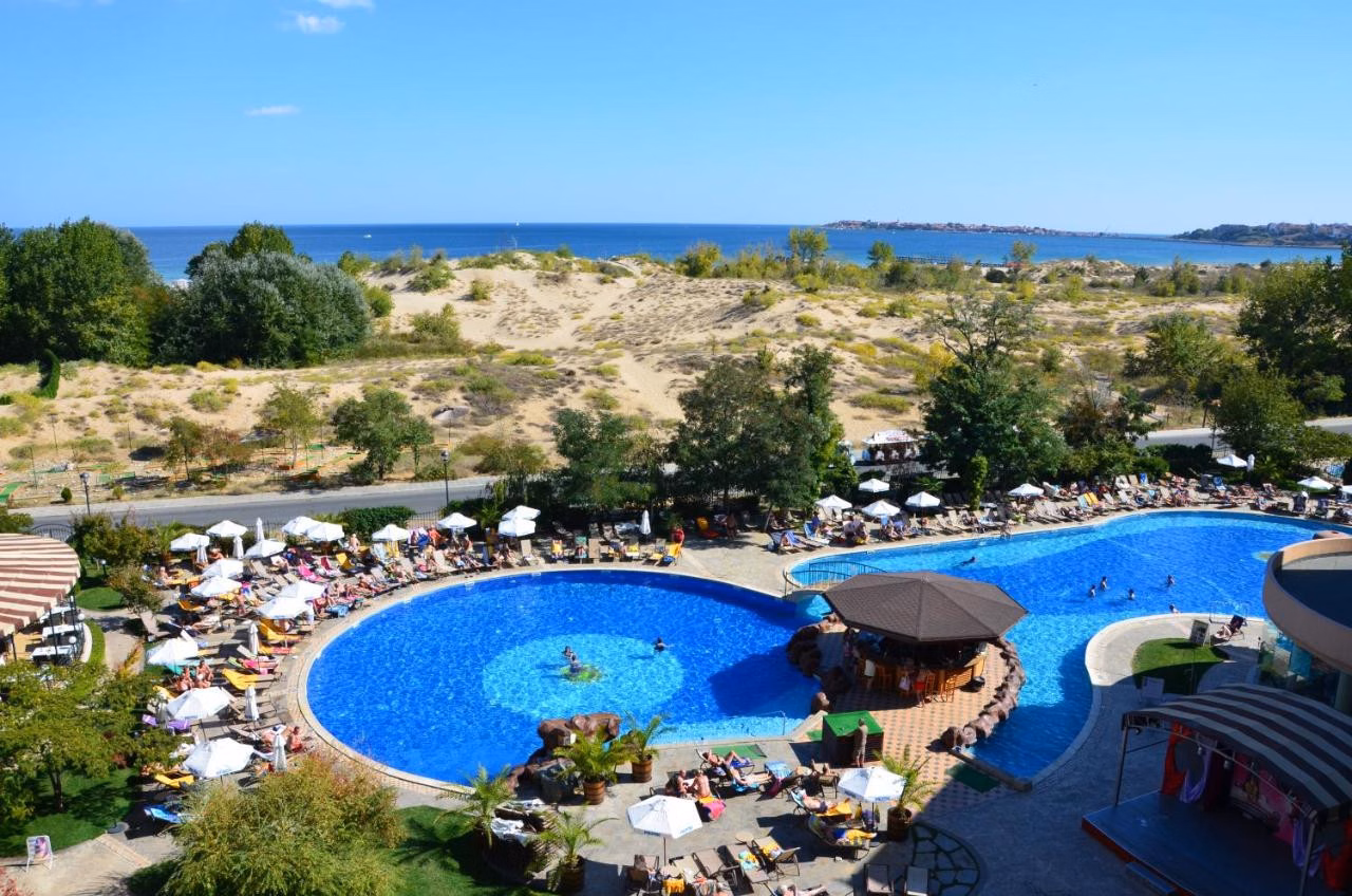 Tiara Beach