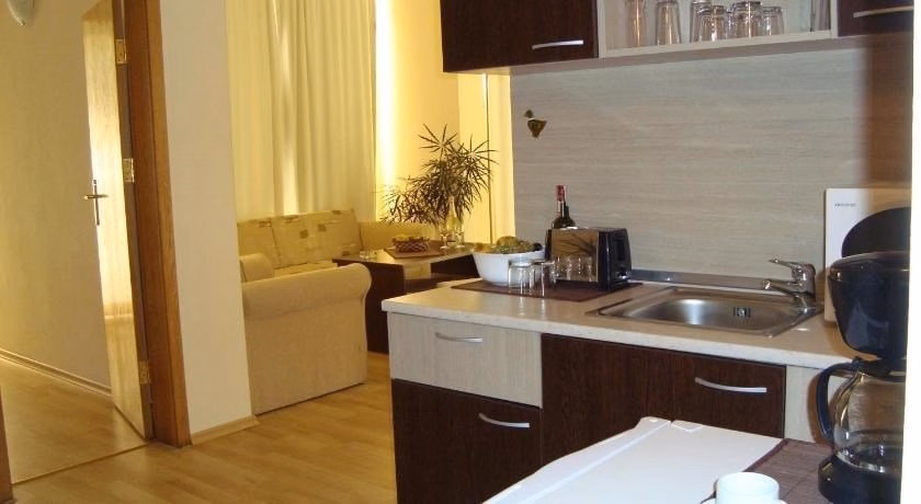 Apart Hotel Vechna R