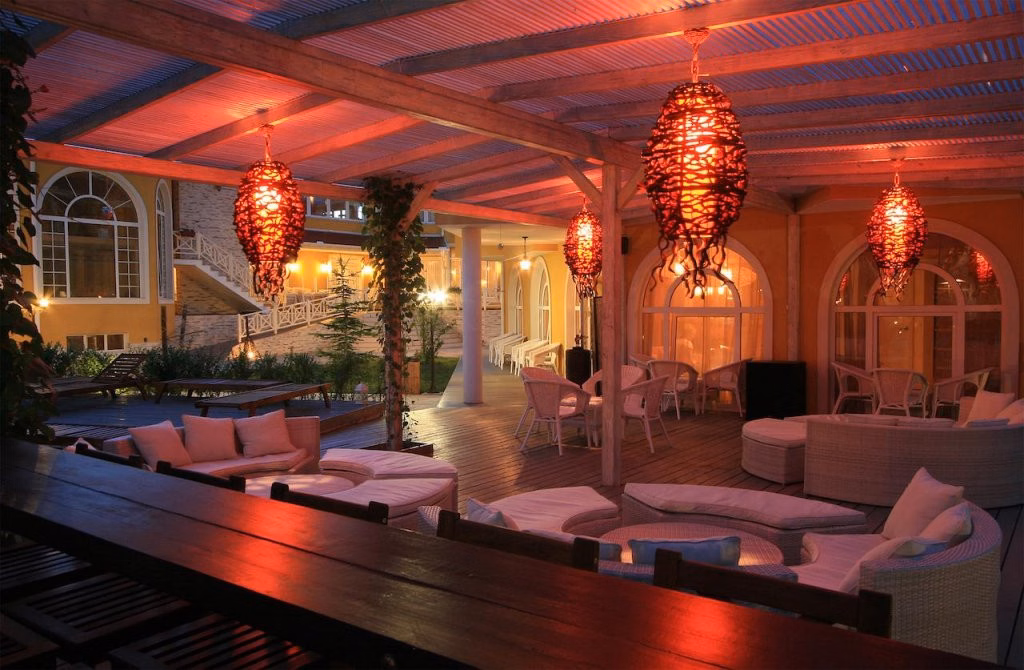 Blue Orange Beach Resort