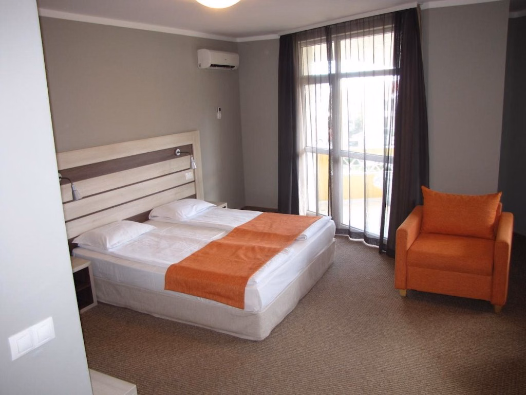 Blue Orange Beach Resort