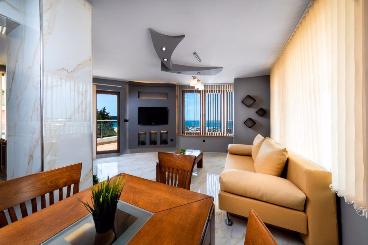 Petrov Family Hotel