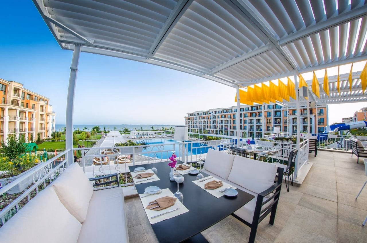 Premier Fort Beach