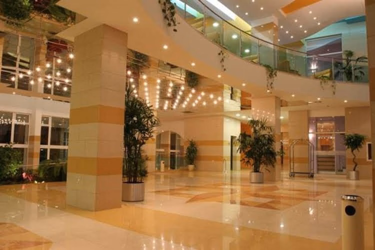Trakia Plaza Hotel & Apartments