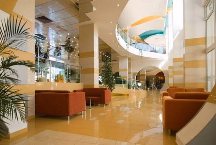 Trakia Plaza Hotel & Apartments