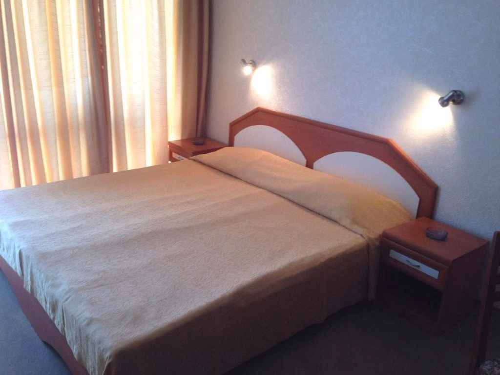Zefir Hotel