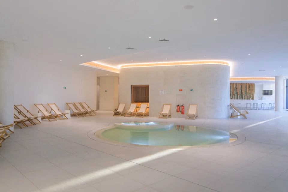Ensana Aquahouse Health Spa Hotel