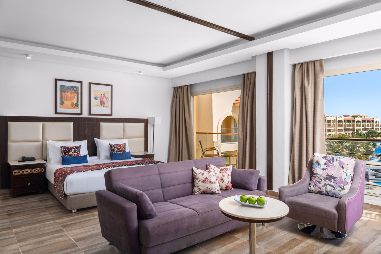 Albatros White Beach