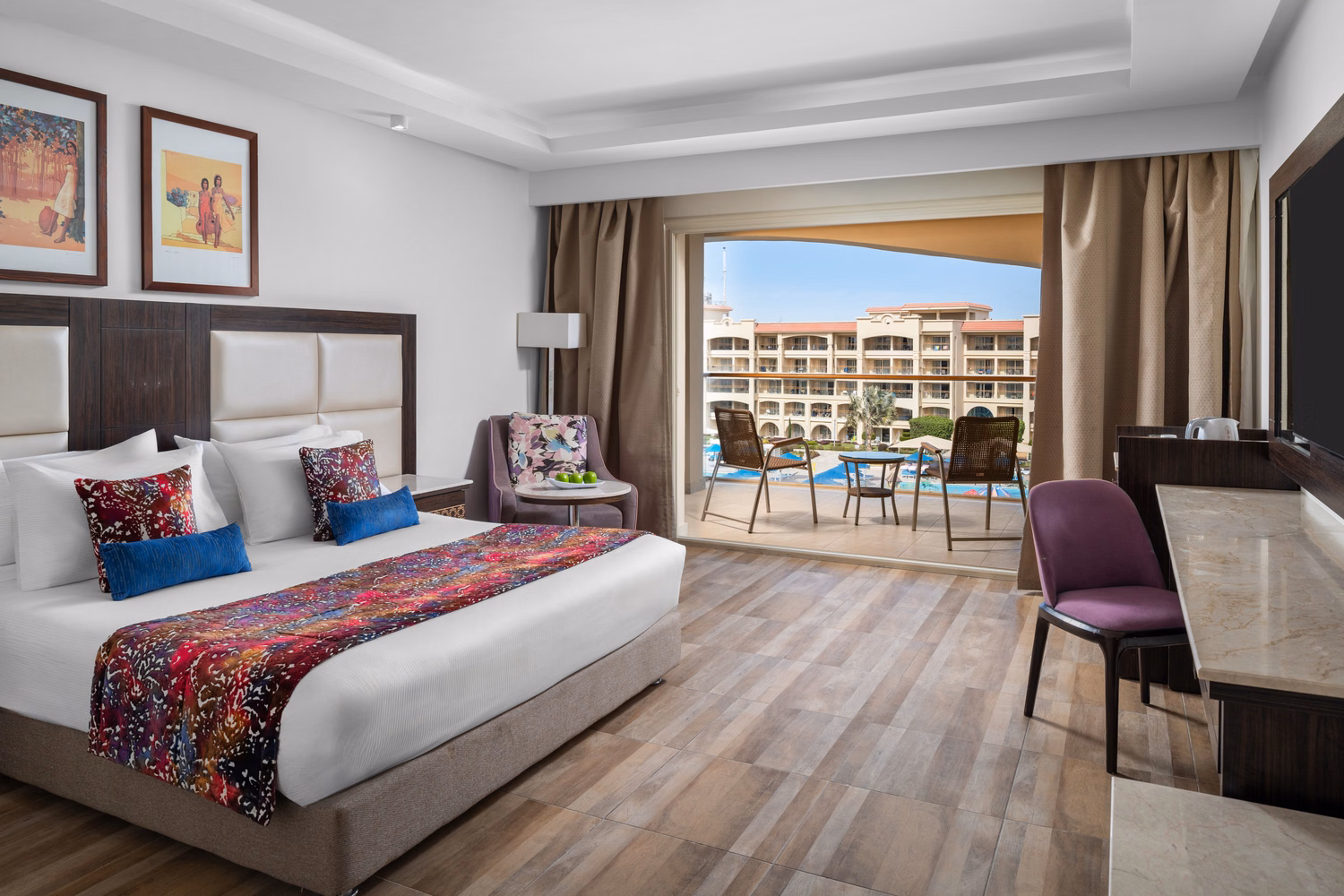 Albatros White Beach