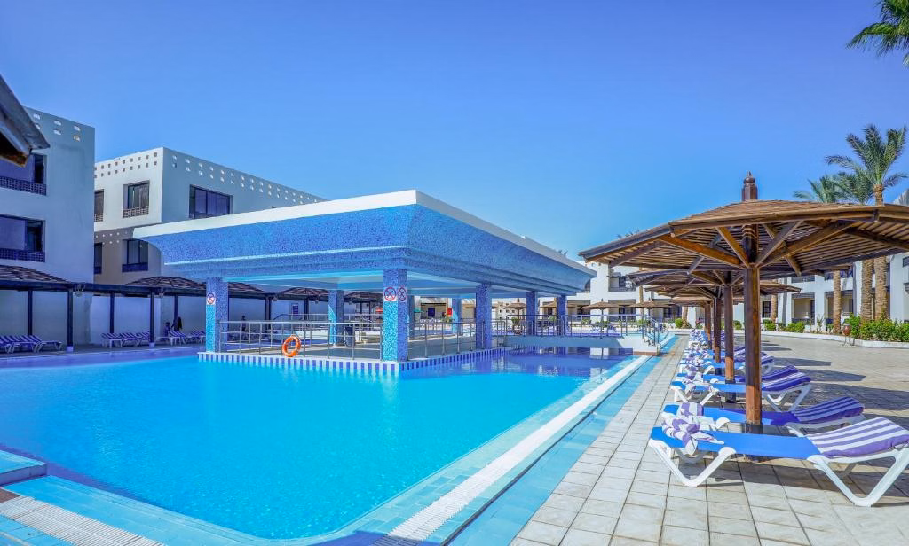Blend Club Aqua Resort