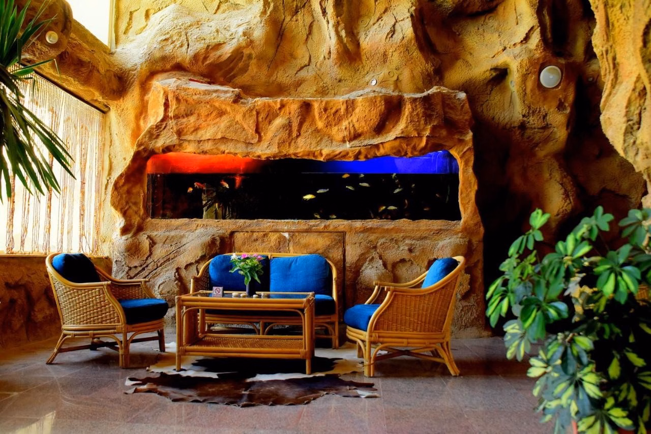 Caves Beach Resort Hurghada