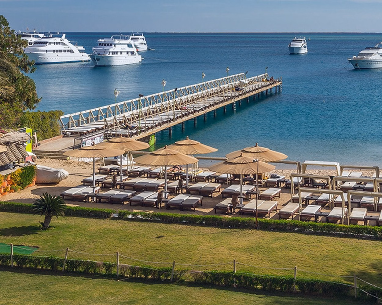 Elysees Dream Beach Hotel