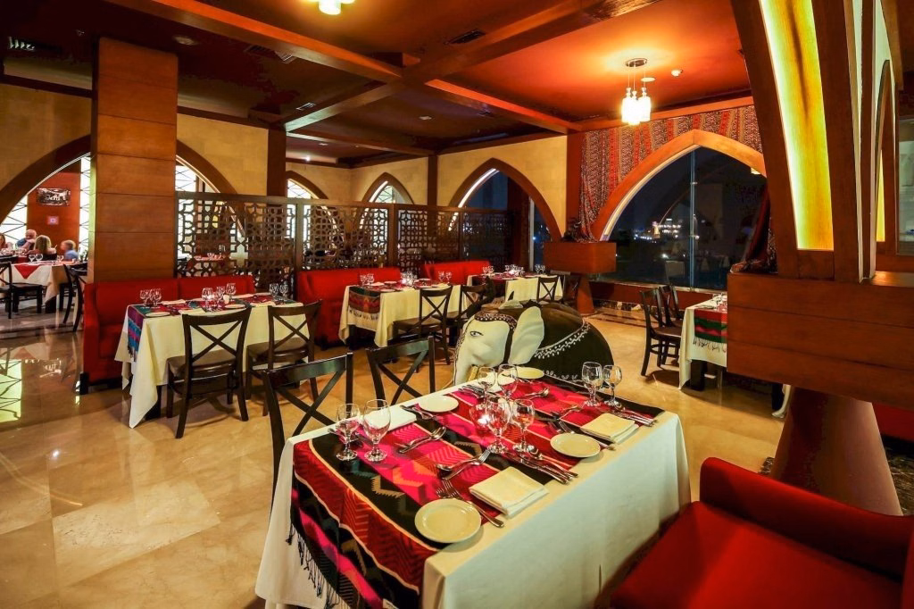 Jasmine Palace Resort & Spa