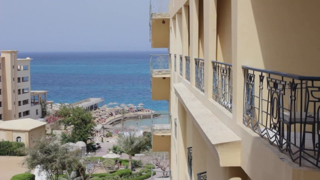 King Tut Aqua Park Beach Resort