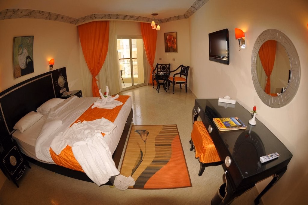 King Tut Aqua Park Beach Resort