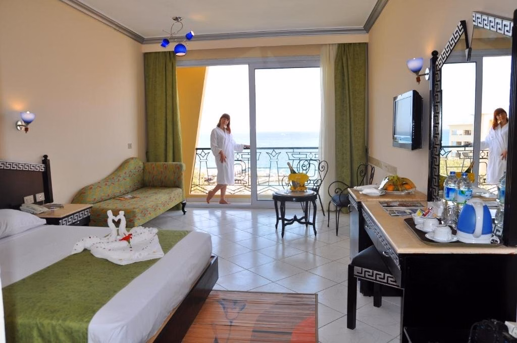 King Tut Aqua Park Beach Resort