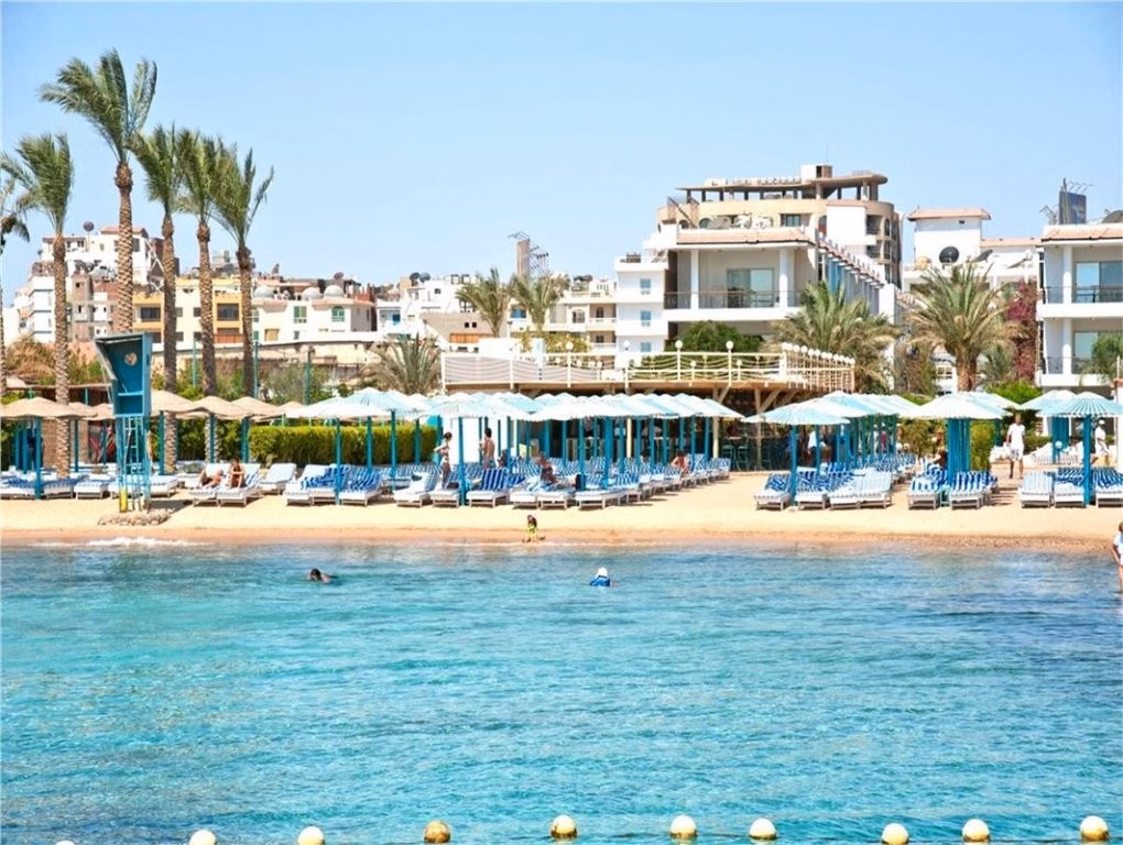Minamark Resort & Spa, for families & couples only