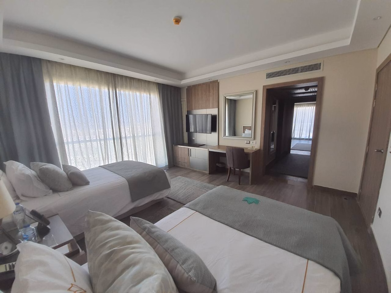 Rixos Premium Magawish Suites & Villas