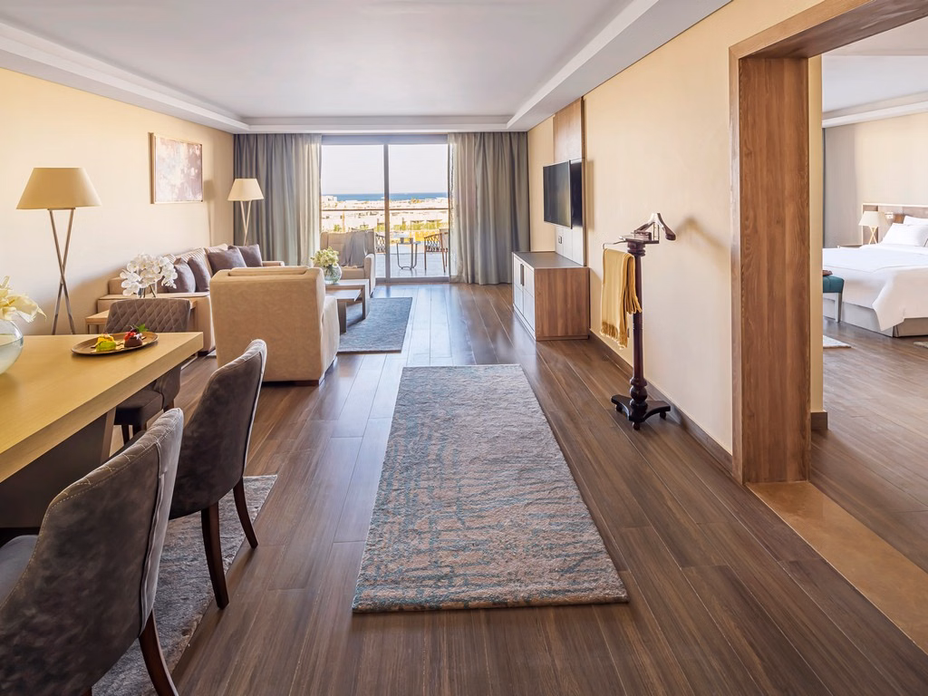 Rixos Premium Magawish Suites & Villas
