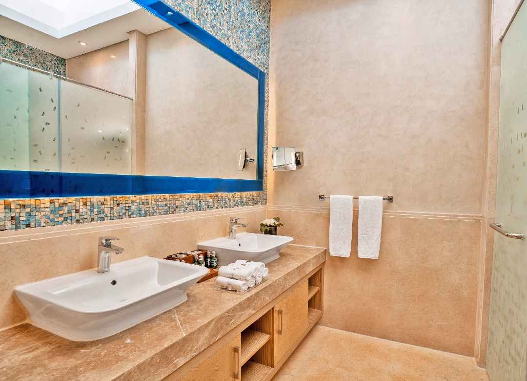 Rixos Premium Magawish Suites & Villas