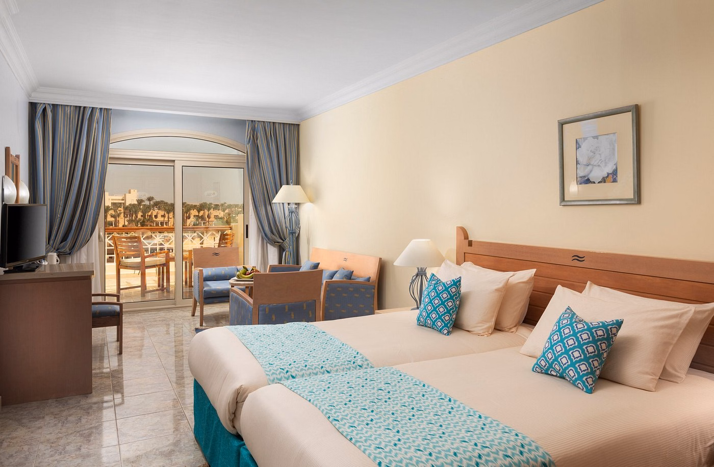 Royal Lagoons Resort and Aqua Park Hotel