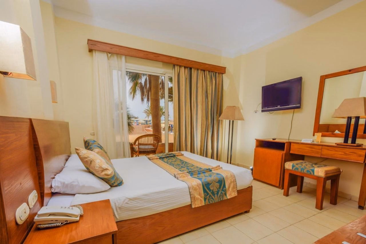 Empire Beach Resort