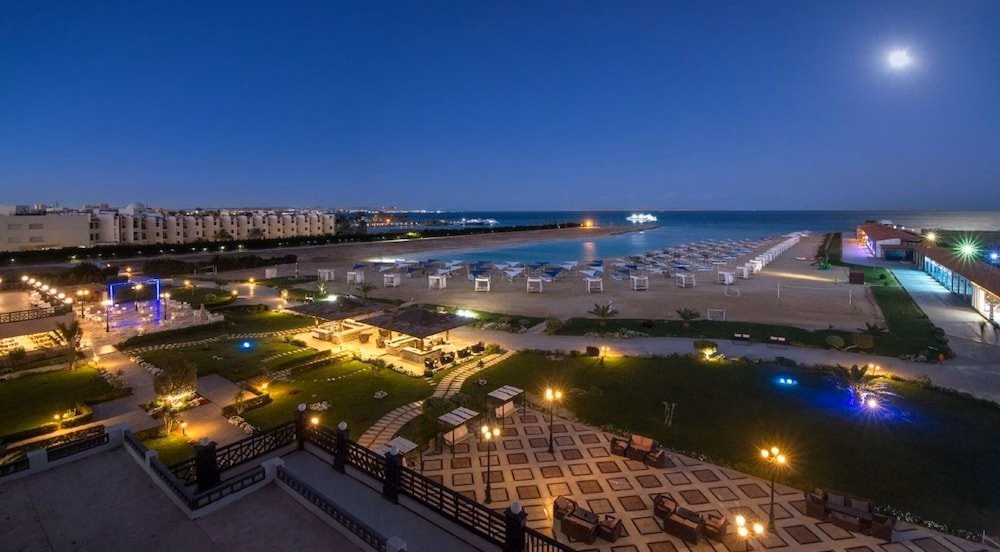 Gravity Hotel & Aqua Park (ex. Samra Bay Hotel & Resort)