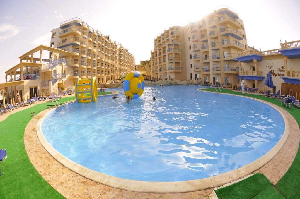 Sphinx Aqua Park Beach Resort