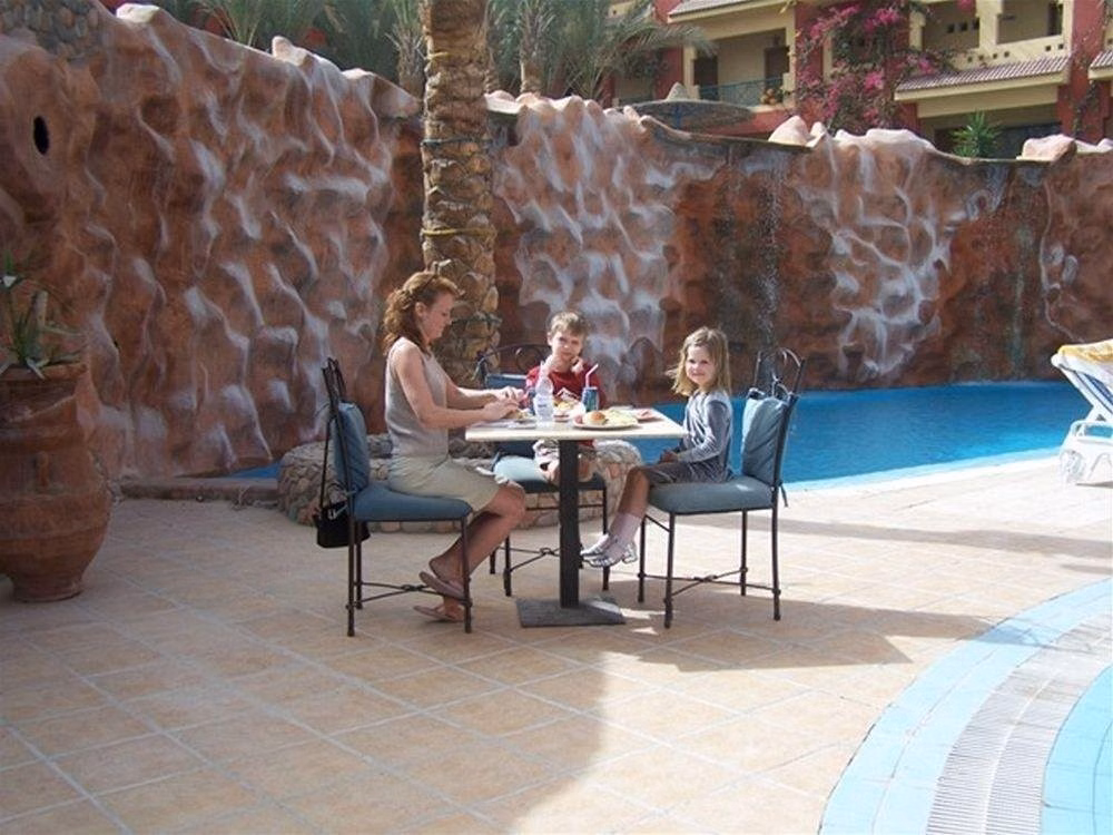 Sun & Sea Hotel