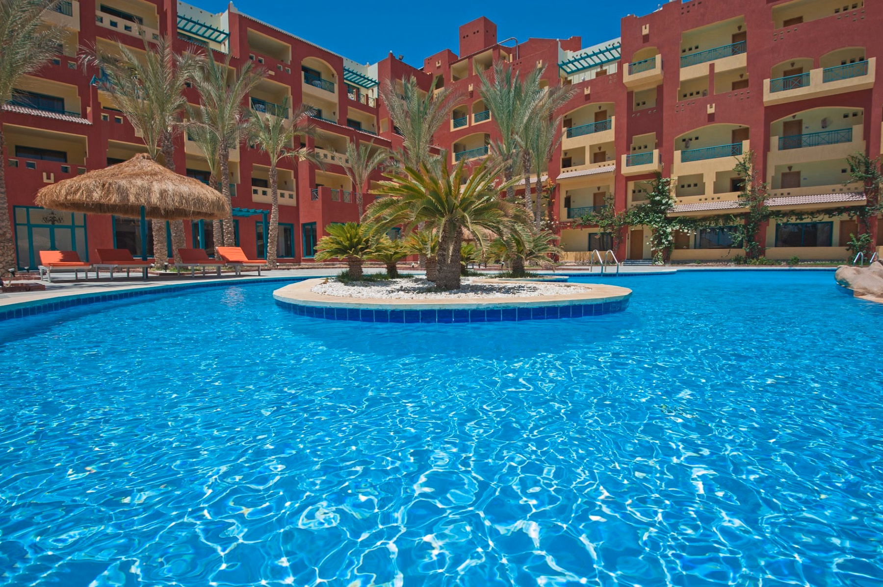 Sun & Sea Hotel