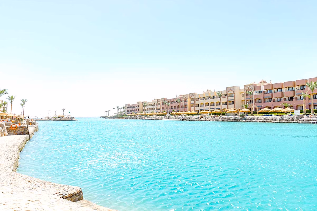 Sunny Days El Palacio Resort