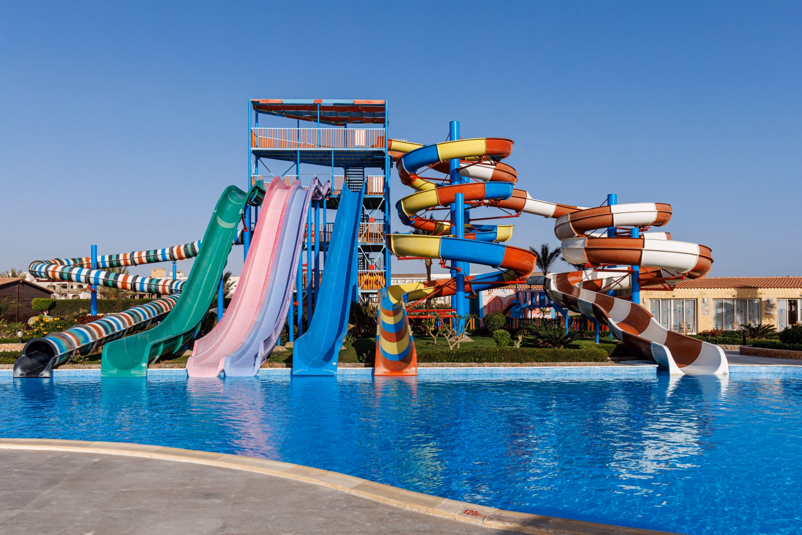 SUNRISE Alora Aqua Park Resort