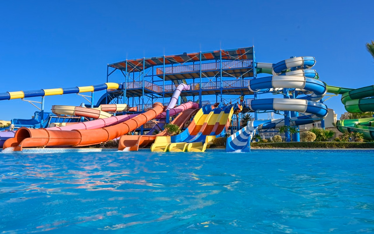 SUNRISE Azalea Aqua Park Resort