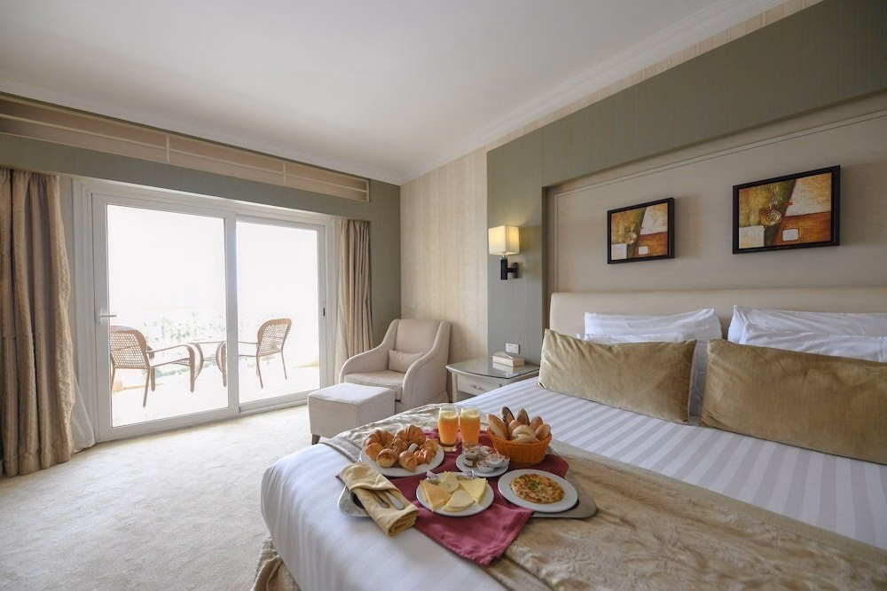 KaiSol Romance Resort (ex. SUNRISE Romance Resort)
